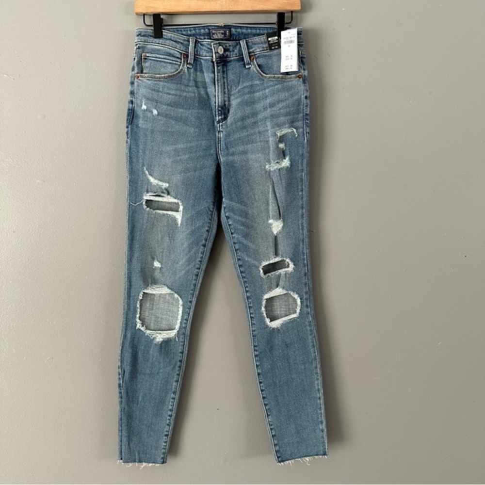 Abercrombie & Fitch High Rise Super Skinny Simone‎ | Medium Wash